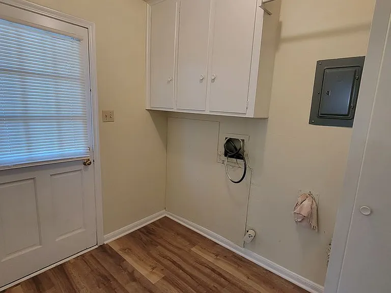 3803 Oak Ridge Dr — Photo 20