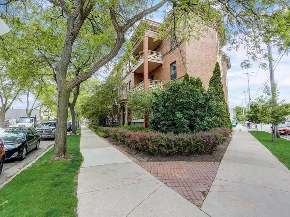 2649 North Hackett AVENUE #5, Milwaukee, WI 53211