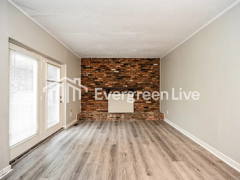 10620 Bradbury Dr — Photo 8