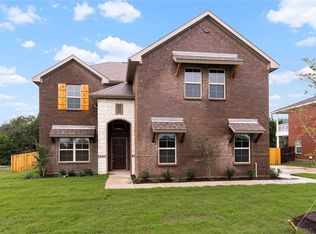 903 Royse Ridge Rd, Ennis, TX 75119