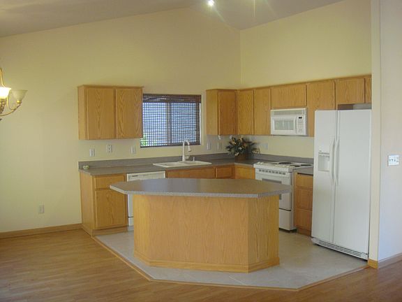 2nd image of 10208 NE 20th Cir