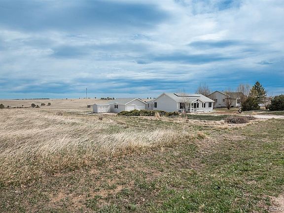3rd image of 34280 Columbine Trail E