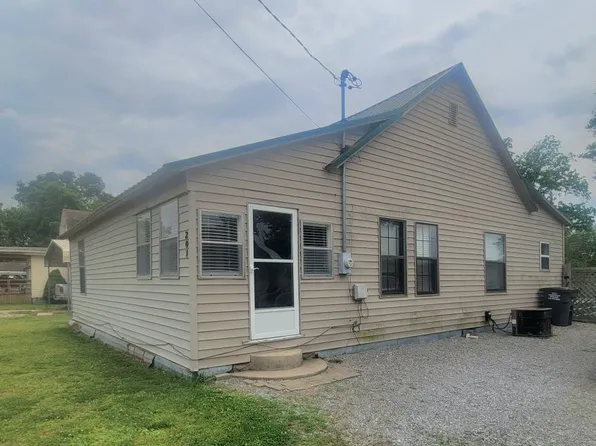 201 S Bates St, Sikeston, MO 63801