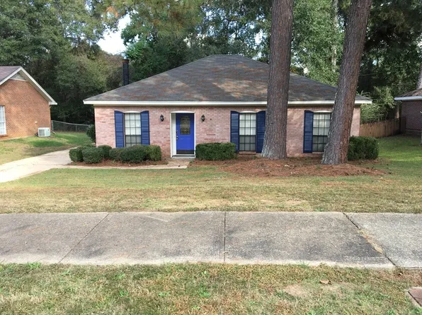 1064 Countryside Ln, Montgomery, AL 36117