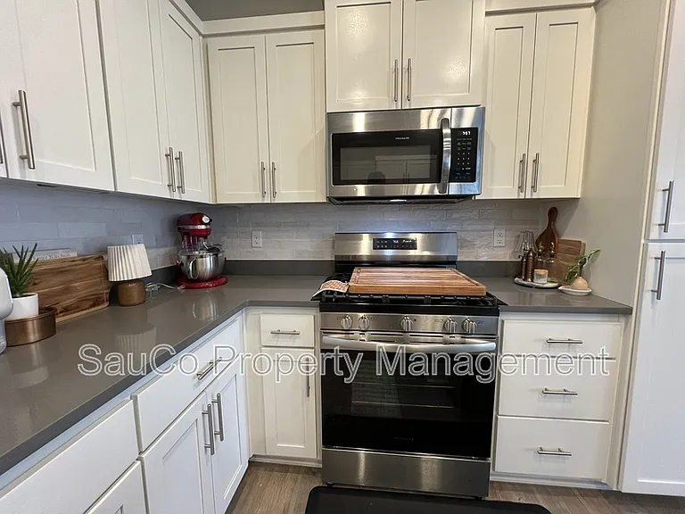 31407 NW Yorkshire St — Photo 6