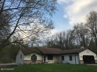 648 Lake Michigan Dr NW, Grand Rapids, MI 49504