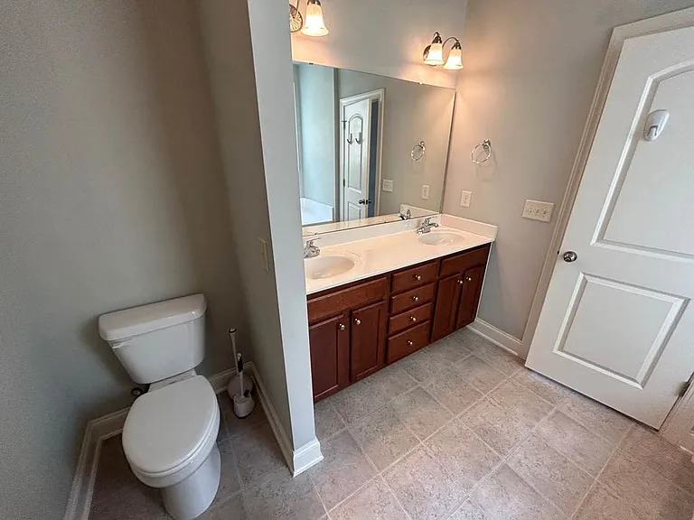 109 Windy Creek Ln — Photo 27