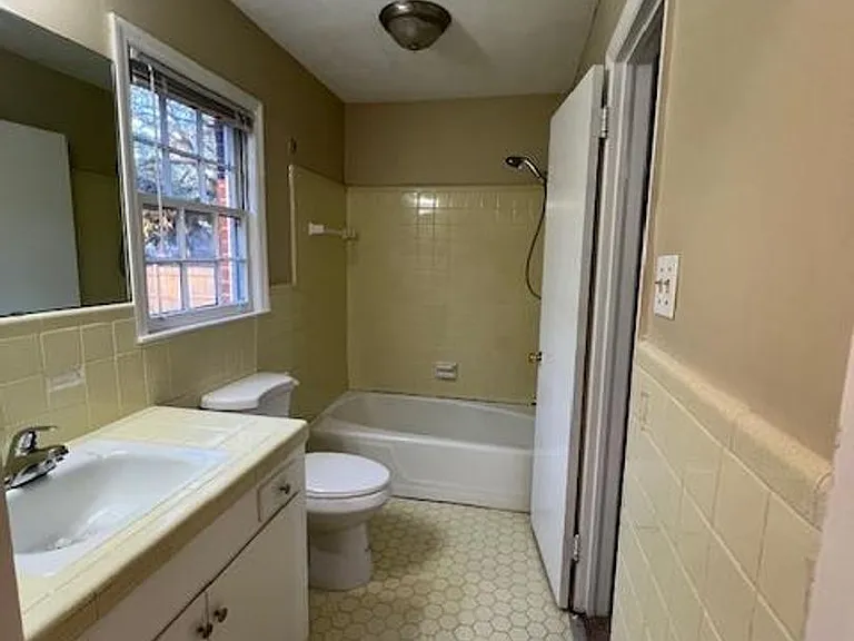 407 Northfield Rd — Photo 14