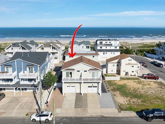 3rd image of 2909 Landis Ave N #Sea