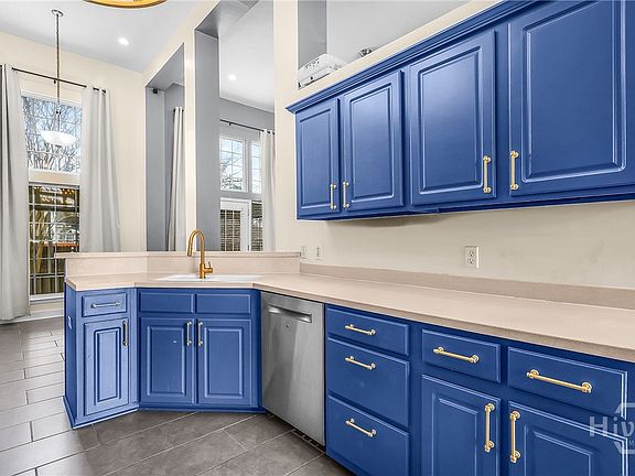 5th image of 121 Legends Road