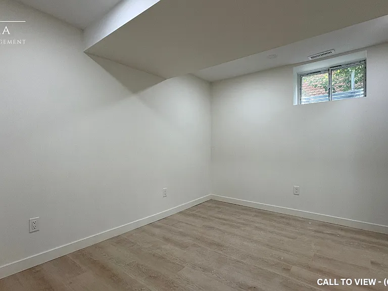 943 Upper Gage Ave #2B — Photo 7