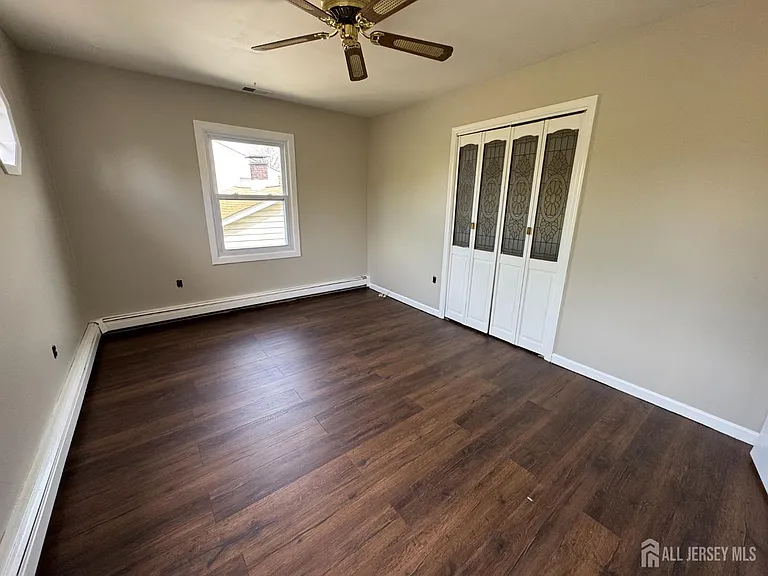 9 Scott Ave — Photo 12