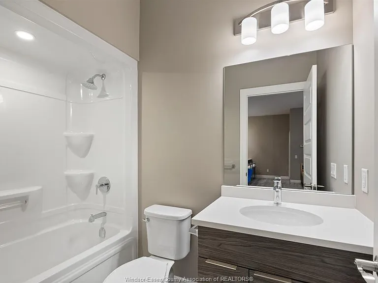 11870 Tecumseh Rd E #110 — Photo 22