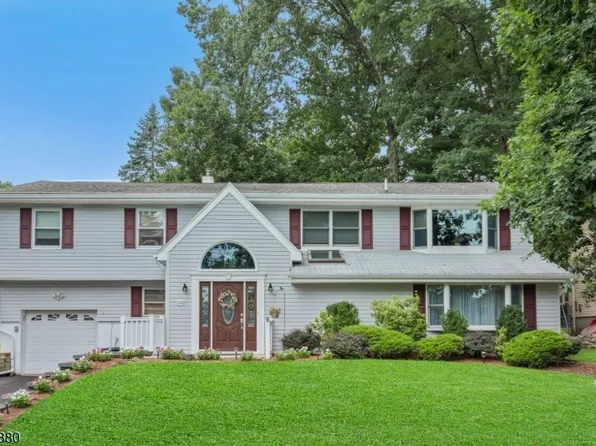 110 Marne Rd, Hopatcong Boro, NJ 07843