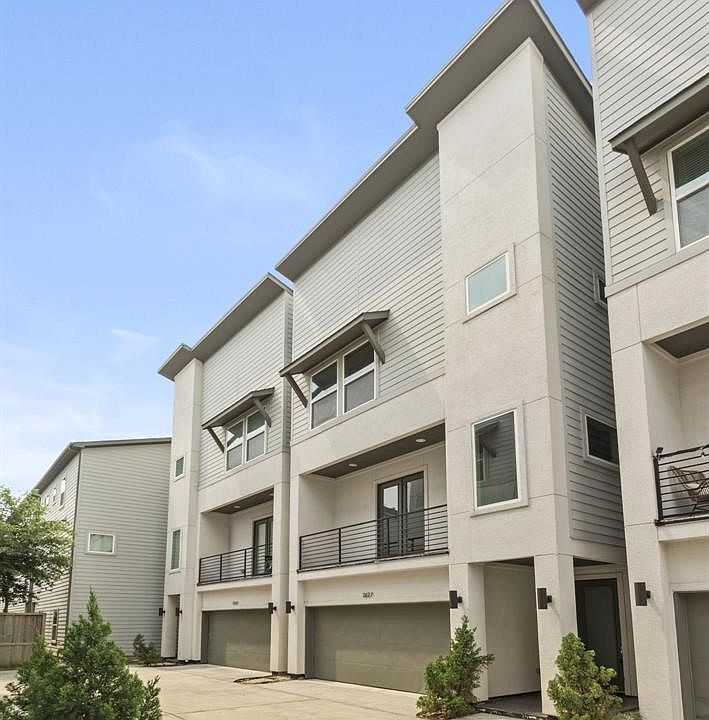 1st image of 2627 Hutchins St #2627