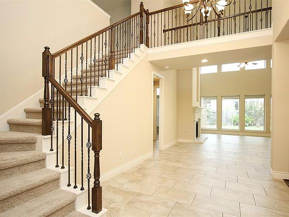 2nd image of 6703 Marbrook Saddle Ct