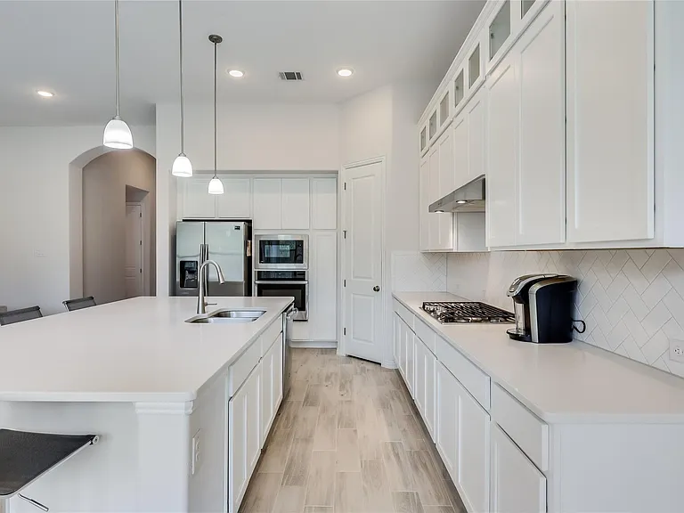 7705 Pace Ravine Dr — Photo 8