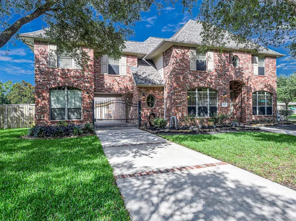 1302 Lake Grayson Dr, Katy, TX 77494