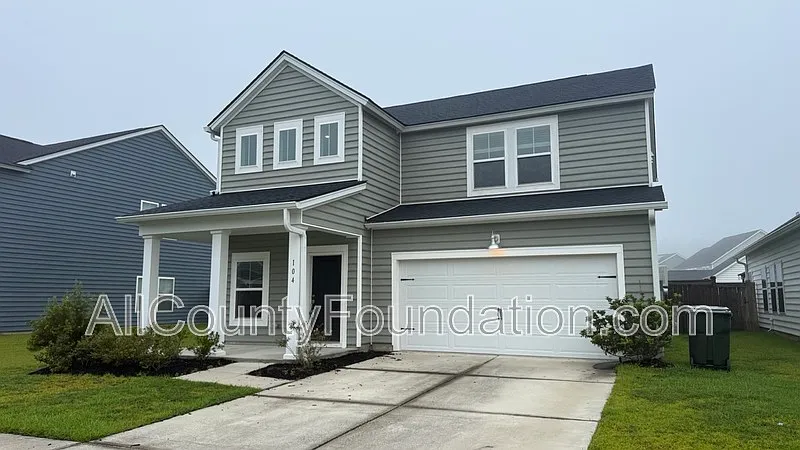3 bed, 2.5 bath, 1830 sqft, $2,600 — Photo 3