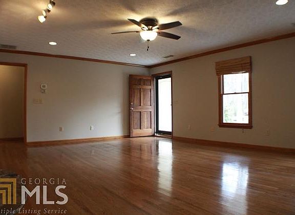 5th image of 85 Beaubrook Ln