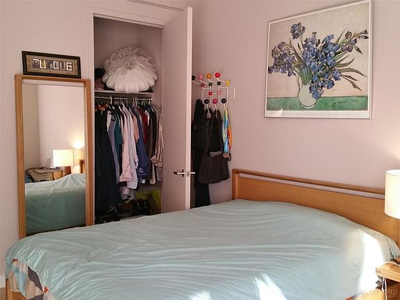 5th image of 75 Wall St APT 32H