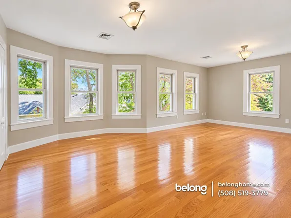 8 Zabelle Ave #2, Auburn, MA 01501