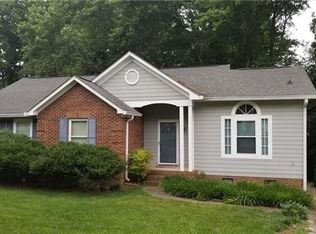 9821 Bella Marche Dr, Charlotte, NC 28227
