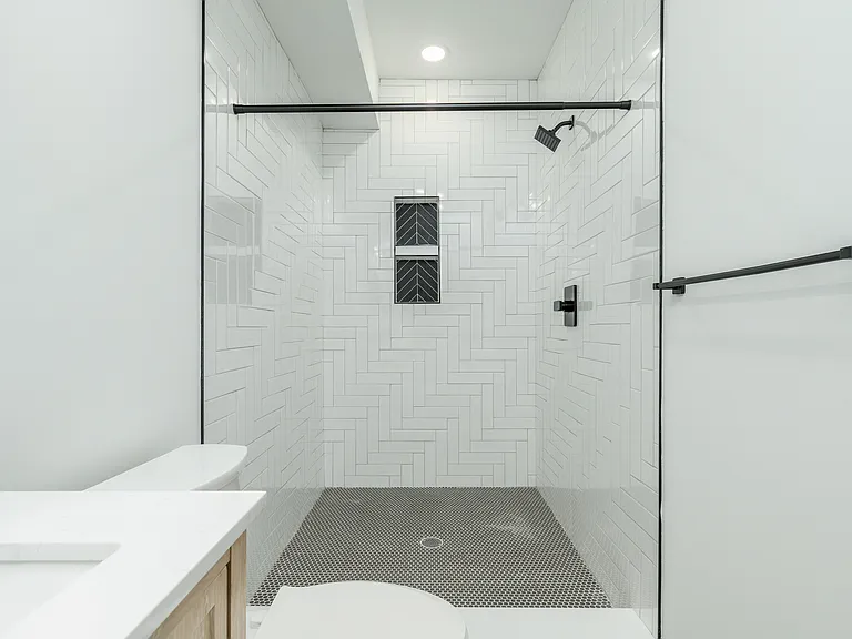 608 S American St #1 — Photo 30