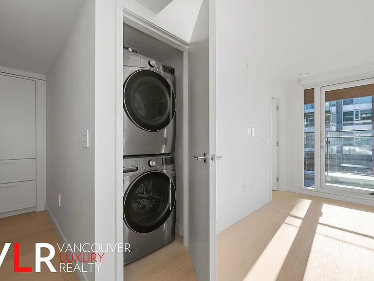 3596 W 28th Ave #203 — Photo 16