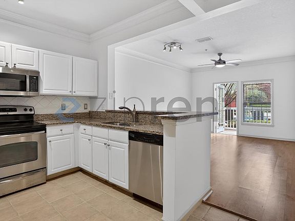 2nd image of 1111 Westchester Rdg NE