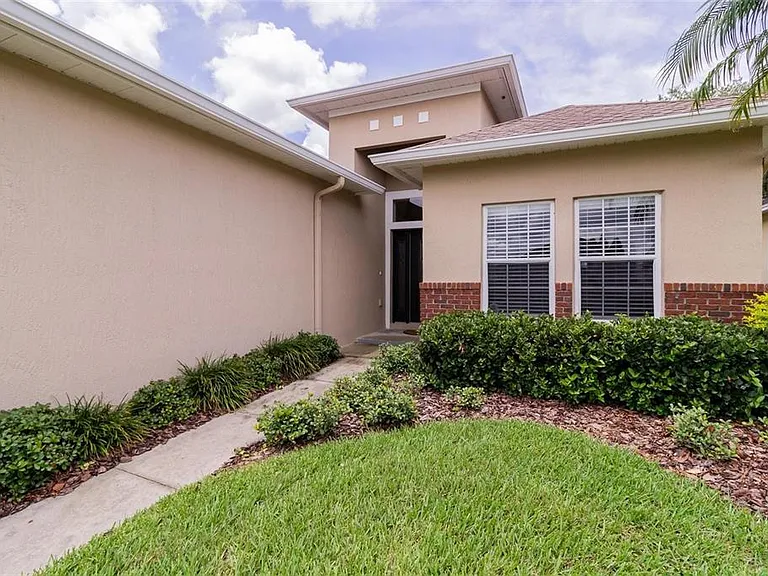 6919 Eagle Ridge Blvd — Photo 2