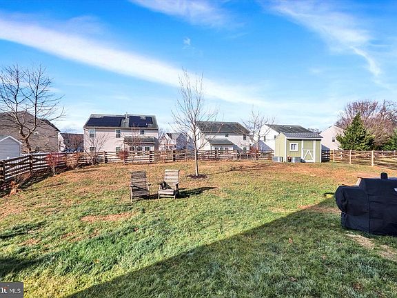 5th image of 9548 Dumbarton Dr