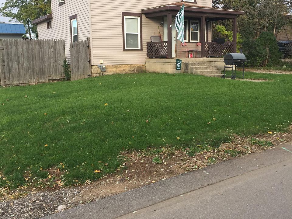 2nd image of 530 Wayne St