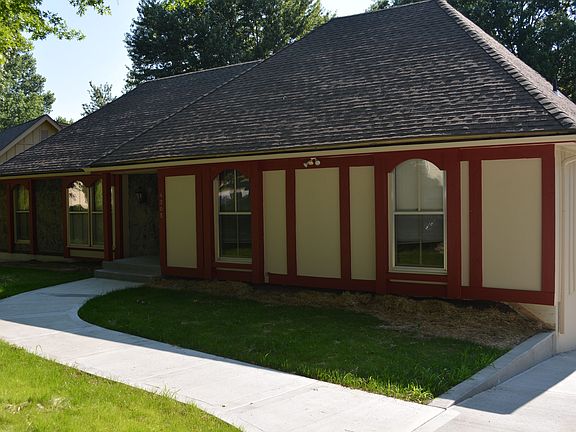 Front sidewalk