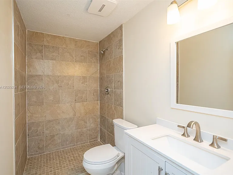 5613 Pierce St — Photo 38