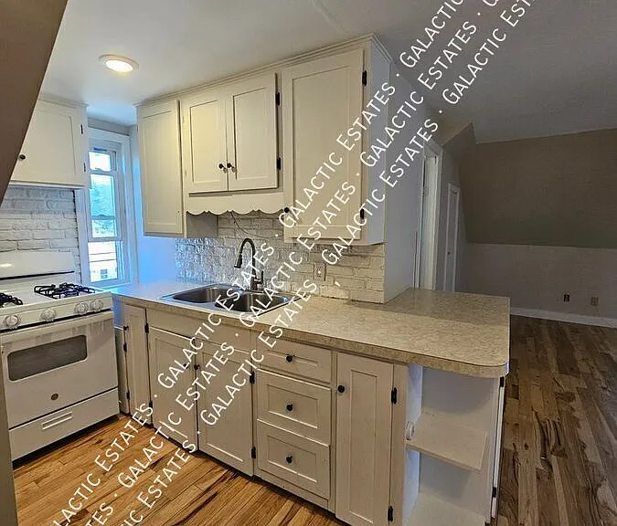 696 Hevey St #3 — Photo 12