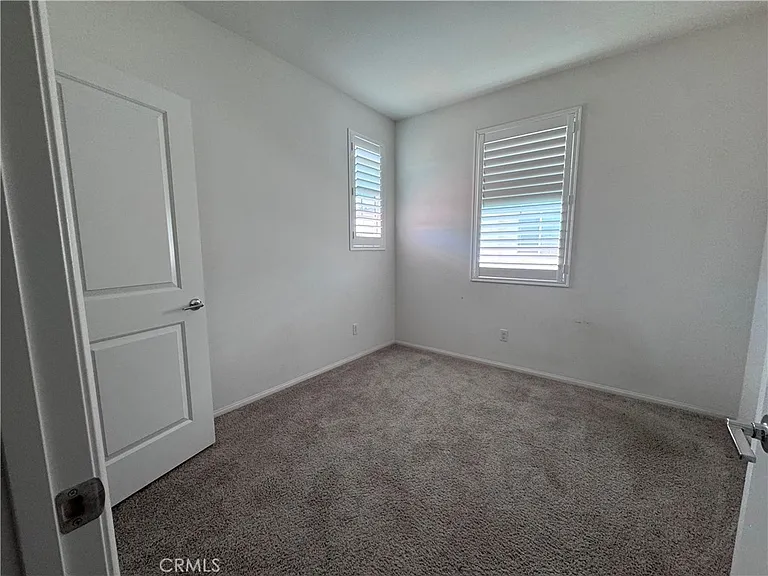 8141 Garden Park St — Photo 11