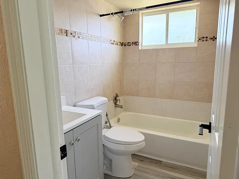 12420 Peconic Ct #12424 — Photo 15