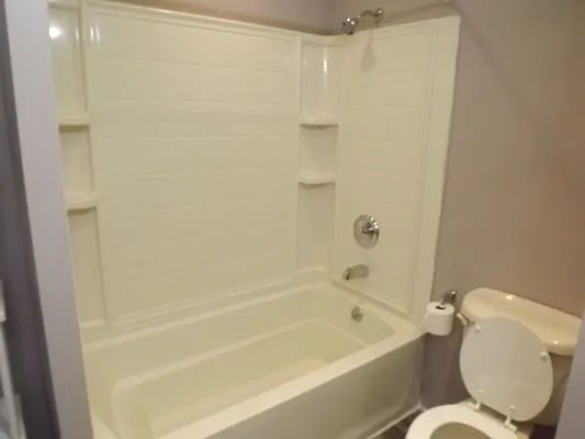 Rented by Capri Jet Realty Corp | media 9