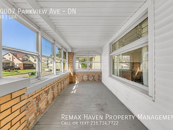 3rd image of 10007 Parkview Ave #Dn
