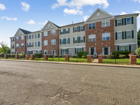 8 Tory Jack Ter, South Bound Brook Boro, NJ 08880