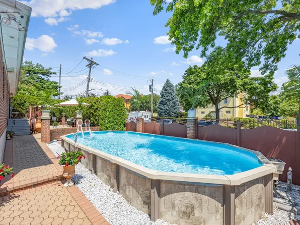 141-18 14th Avenue image 14 of 19