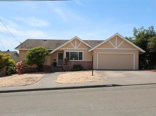 813 Schuman Ln, Petaluma, CA
