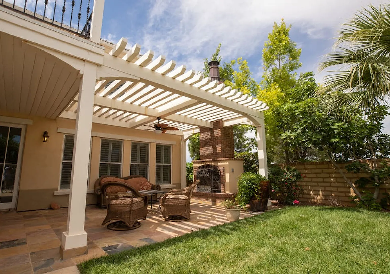 French Cottage Style Home with Stunning Private Pool & Chef's Kitchen — Photo 4