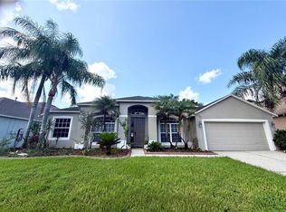 27202 Fordham Dr, Zephyrhills, FL 33544