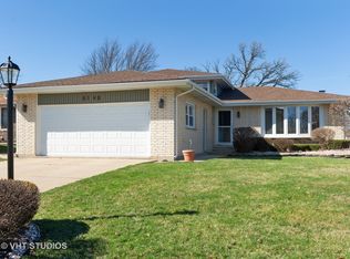 8148 W 89th St, Hickory Hills, IL