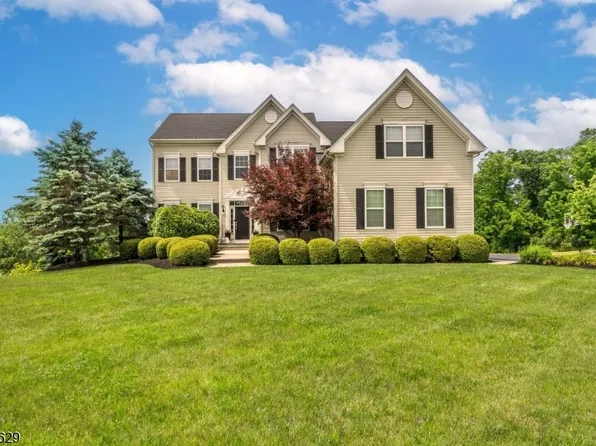 38 Music Mountain Blvd, West Amwell Twp., NJ 08530
