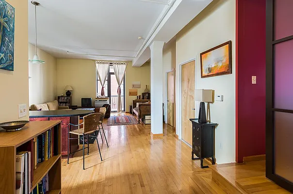 Rented by City Roots Realty | media 22