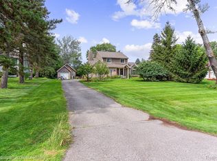 44030 Stassen Ave, Novi, MI