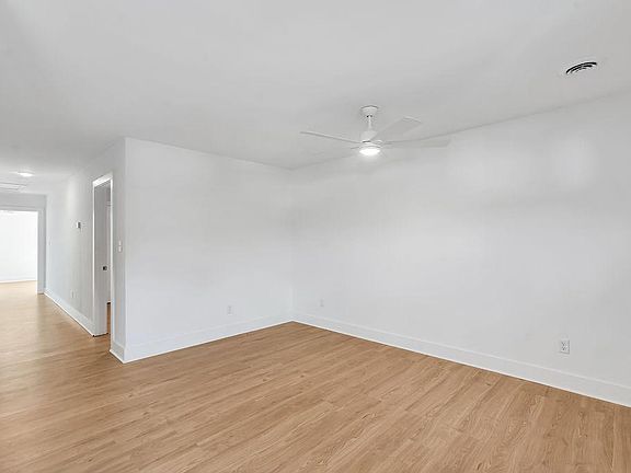 5th image of 4583 Long Beach Rd SE APT 6